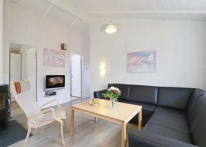 Freibeuterweg 4 - Dorf 6 *
